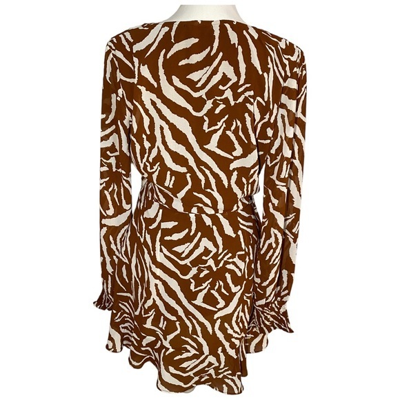 C'isa Women’s Large Zebra Faux Wrap Long Sleeve Dress V Neck Get Next To You - Picture 7 of 16